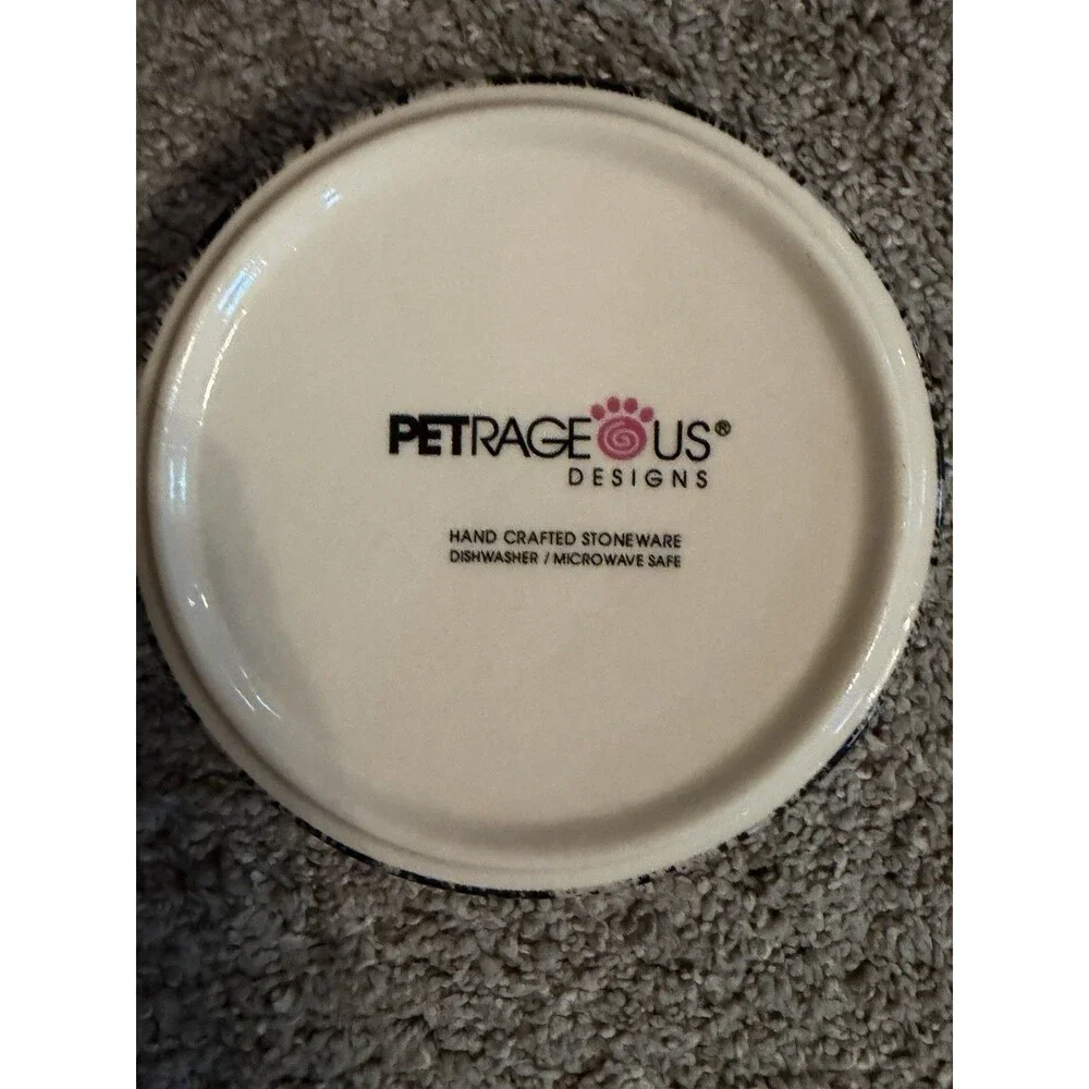 Petrageous Designs Water Bowl Vtg Style Stoneware 6in Wide, 3.5 Cup Dog Cat